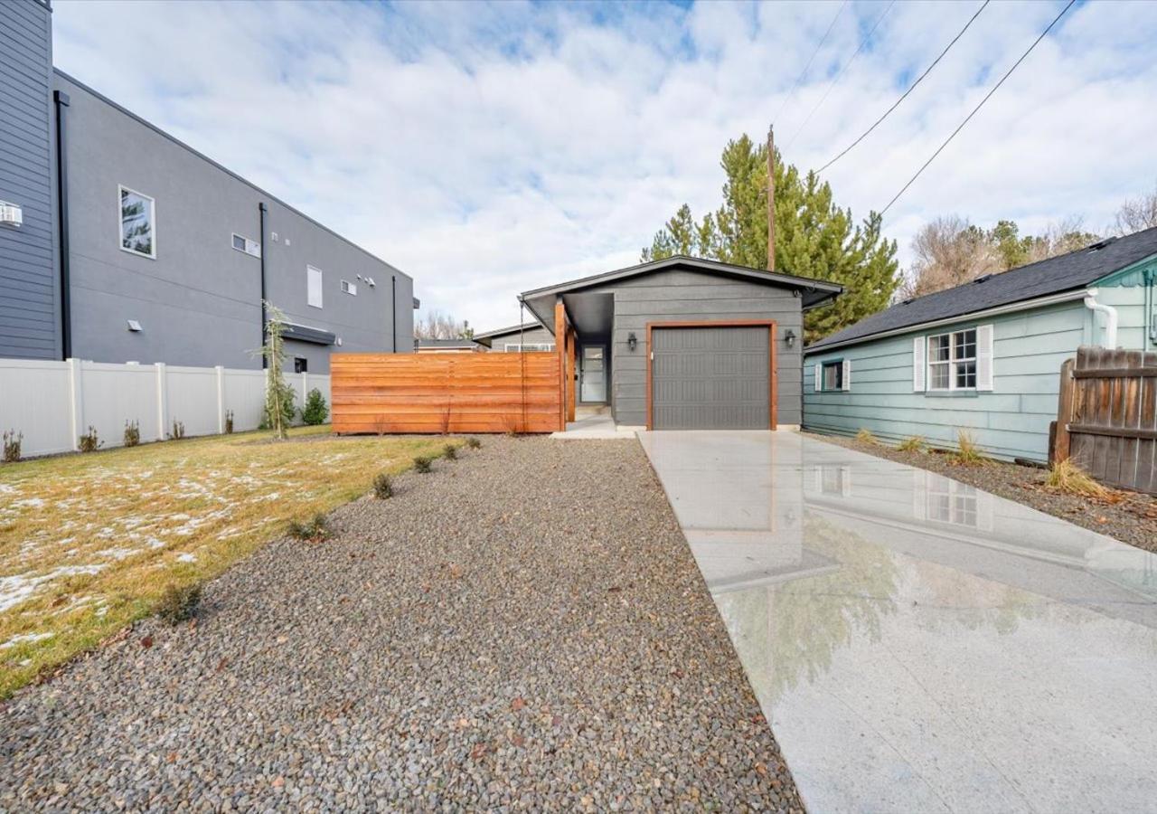 Mid Century Modern Boise-River Bungalow W/ Hot Tub ภายนอก รูปภาพ