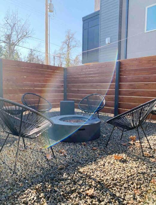 Mid Century Modern Boise-River Bungalow W/ Hot Tub ภายนอก รูปภาพ