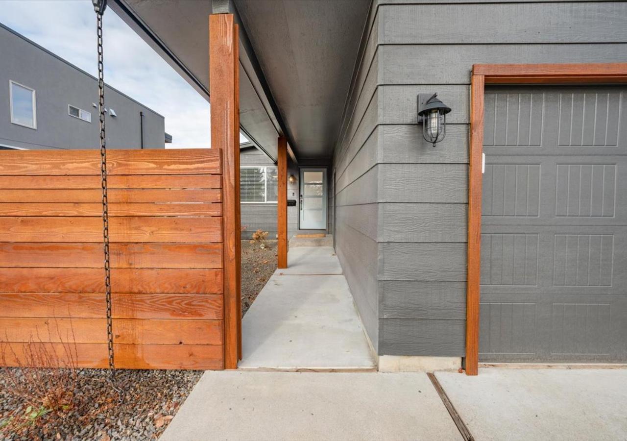 Mid Century Modern Boise-River Bungalow W/ Hot Tub ภายนอก รูปภาพ